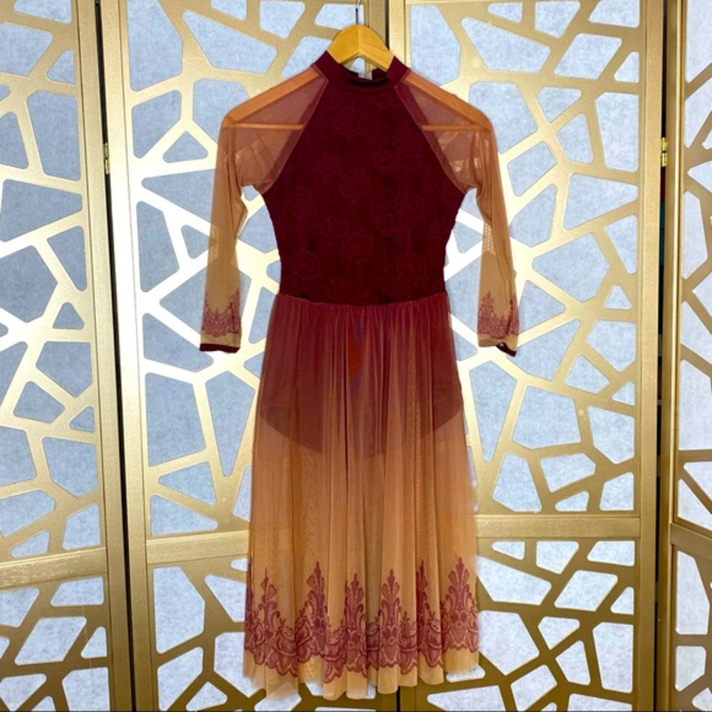 Open‎ Back Mesh Long Sleeve Dress